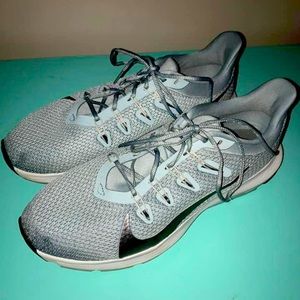 Nike women’s size 9.5